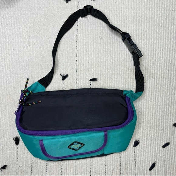 Vintage Sport Zone Teal Purple Fanny Pack - Picture 2 of 6